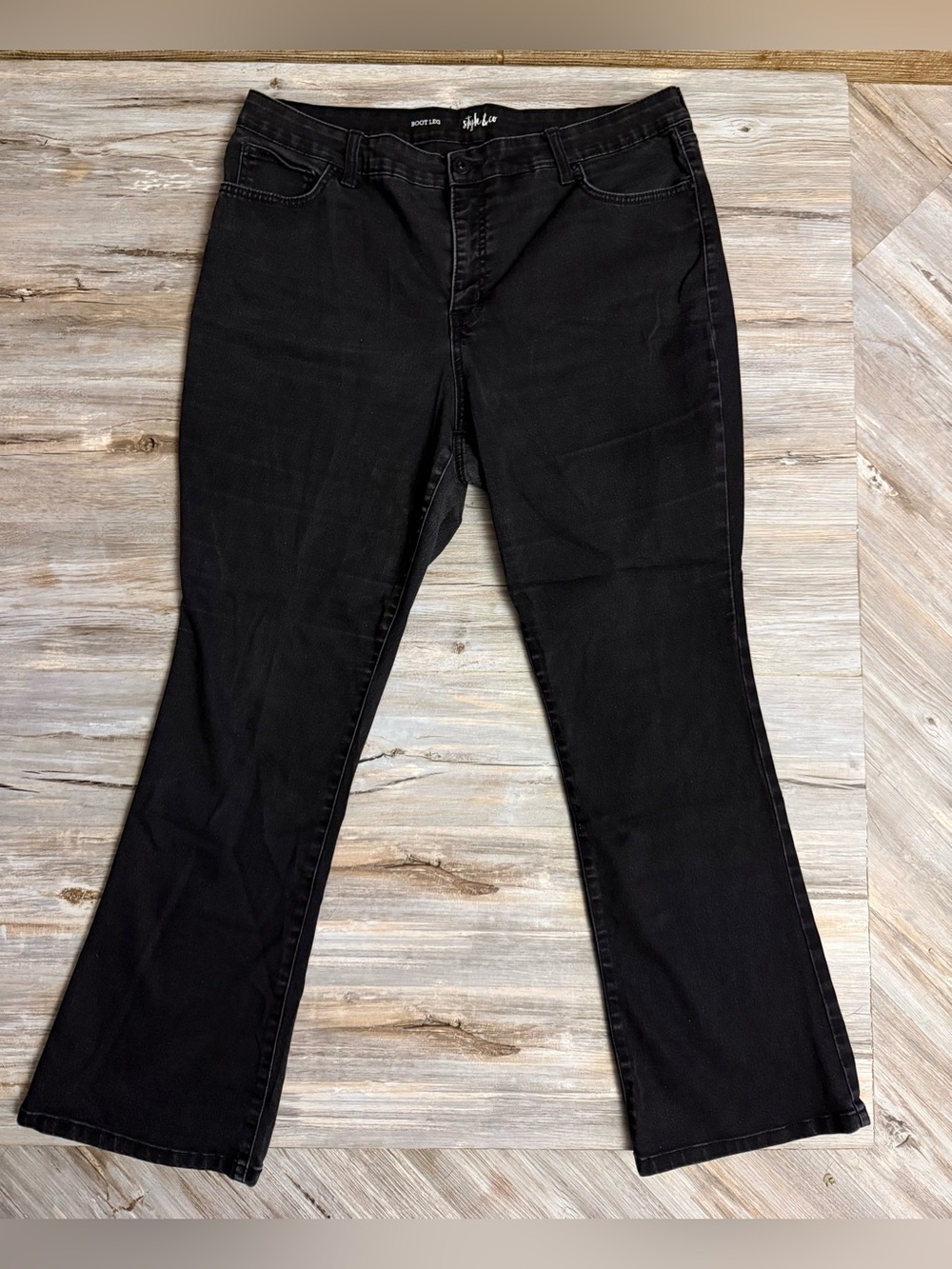 Style & Co Jeans Women’s Plus 16W Black Bootcut Stretch 5-Pocket Stretch